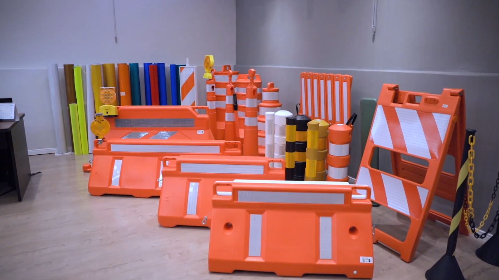 Showroom de produtos de sinalização KTELI